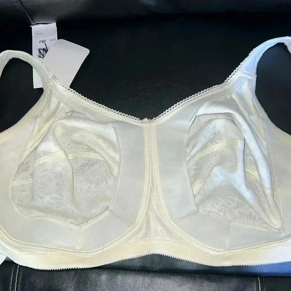 Aviana Bra NWT 2353. 3 - Picture 3 of 4